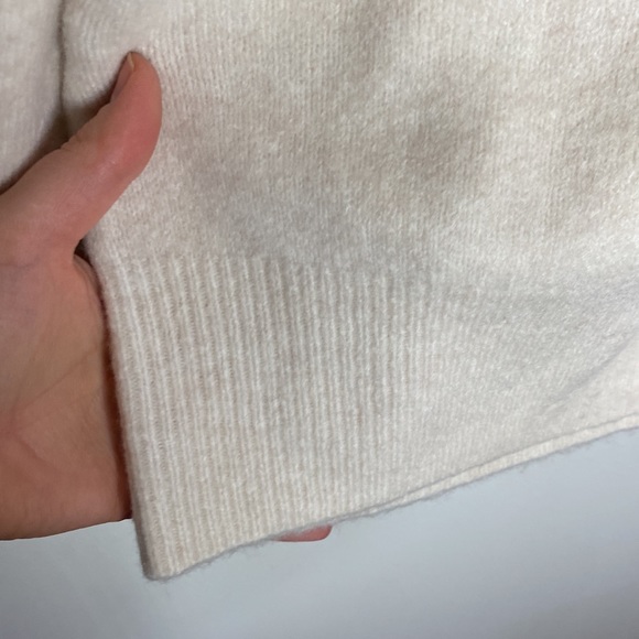 Mango MNG nude plush knit crewneck sweater with cutout at back size L - Picture 8 of 11